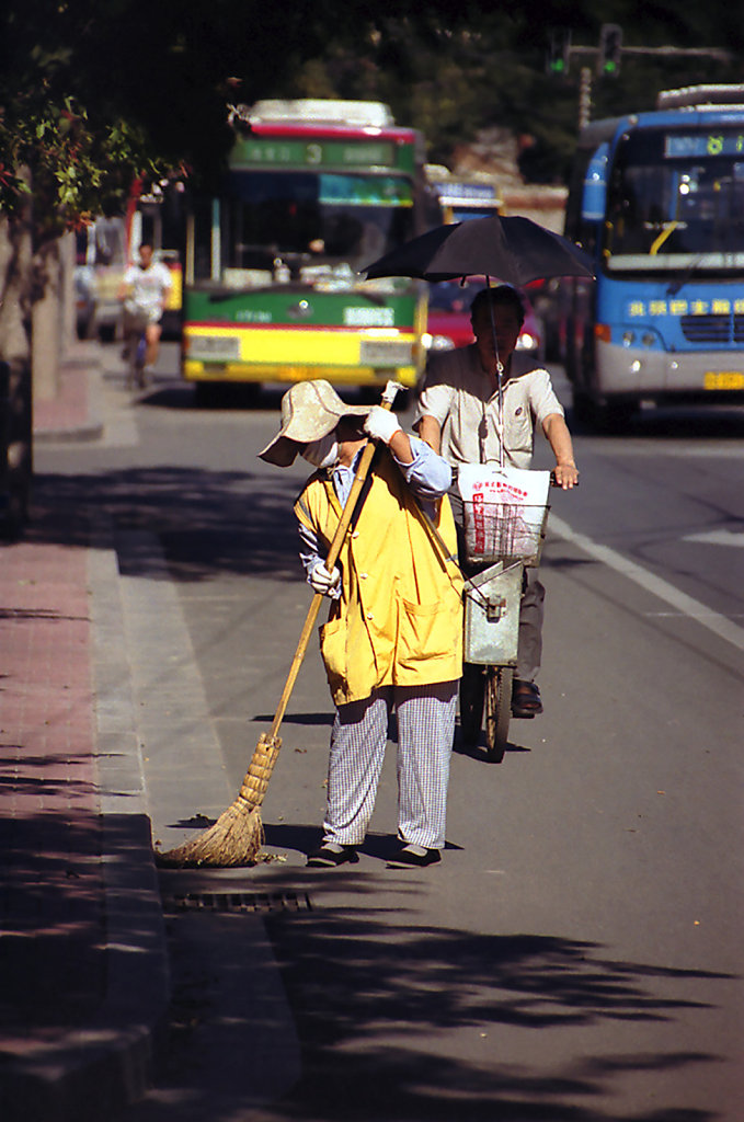 4. Beijing - Straatveegster